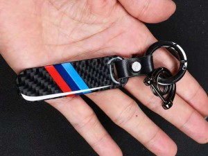 Car carbon fiber key customized logo keychain glue dropping