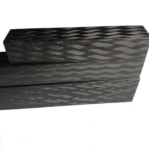 Square pullwinding carbon fiber tube